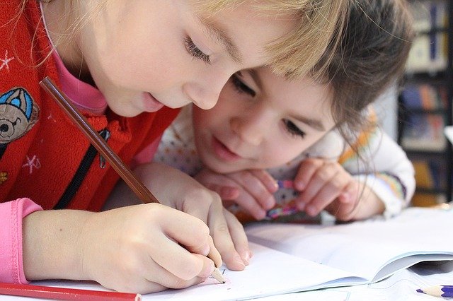 Jak wybrać plecak dla pierwszoklasisty?